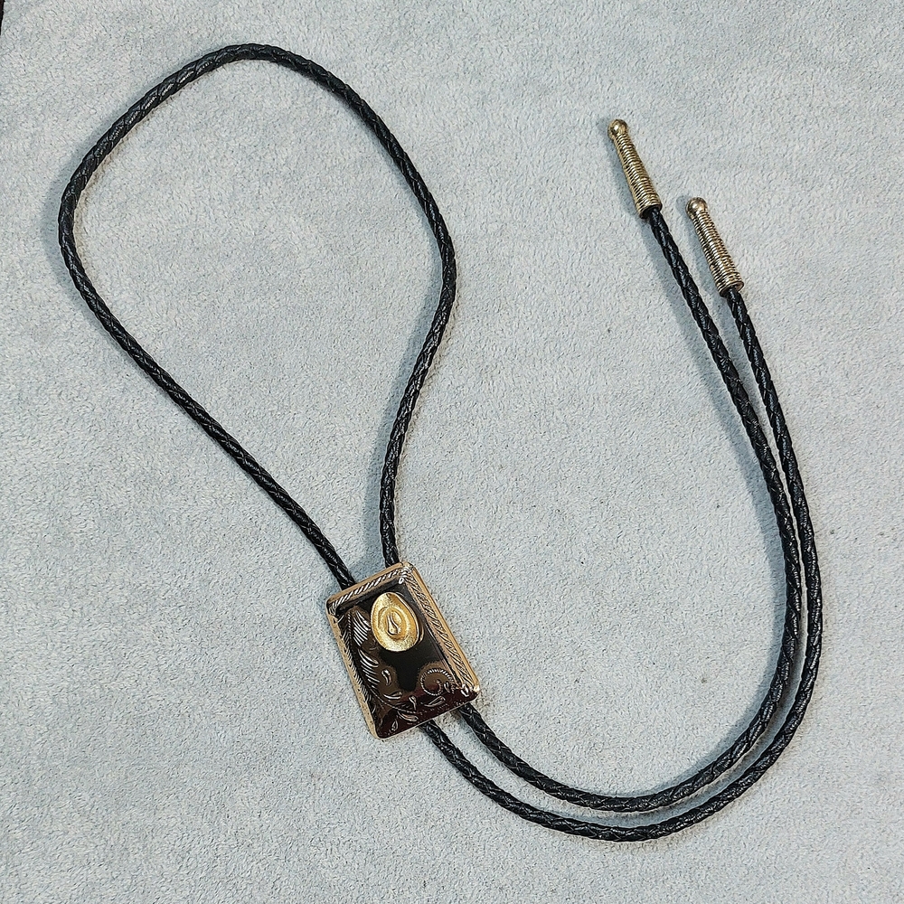 Vintage 90s Western Hat Mens Bolo Tie
